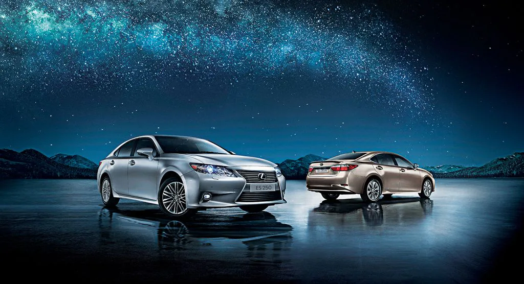 Lexus ES under a night sky